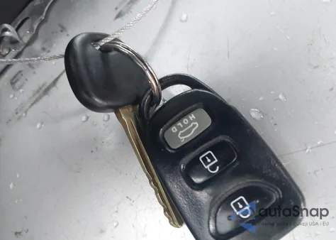 2016 Hyundai Elantra Se z USA, uszkodzony, nr VIN 5NPDH4AE1GH755960